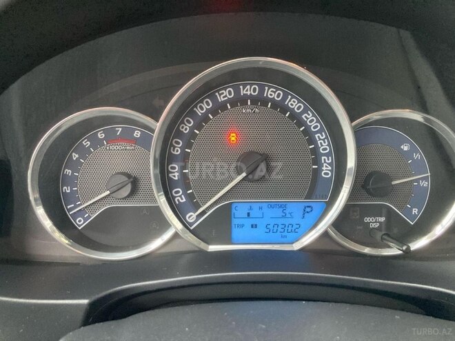 Toyota Corolla-7