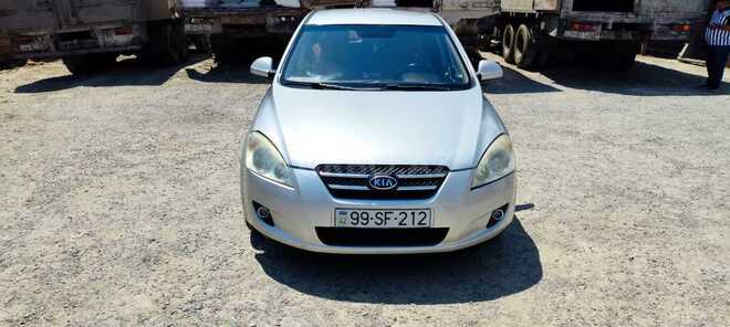 Kia Ceed-1