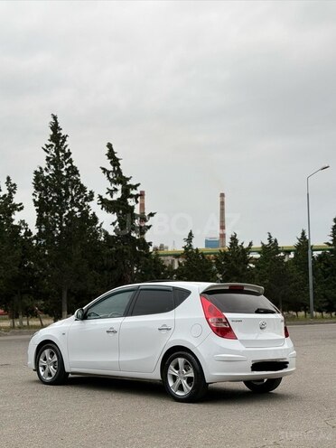 Hyundai i30-4