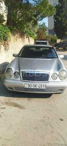Mercedes E 220-5