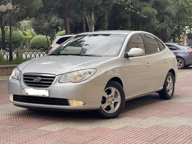 Hyundai Avante-2
