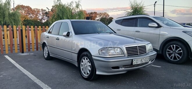 Mercedes C 200-3