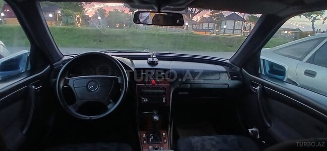 Mercedes C 200-16