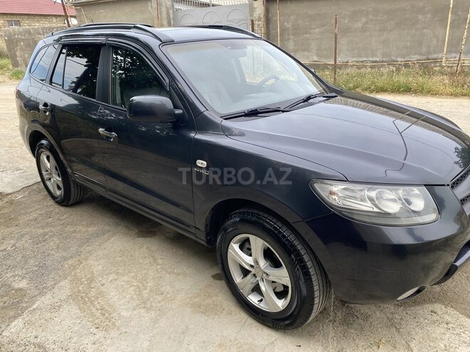 Hyundai Santa Fe-12
