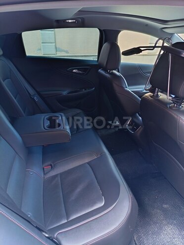 Chevrolet Malibu-8