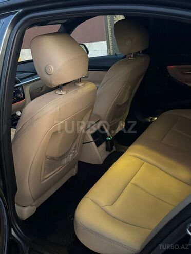 BMW 330-15