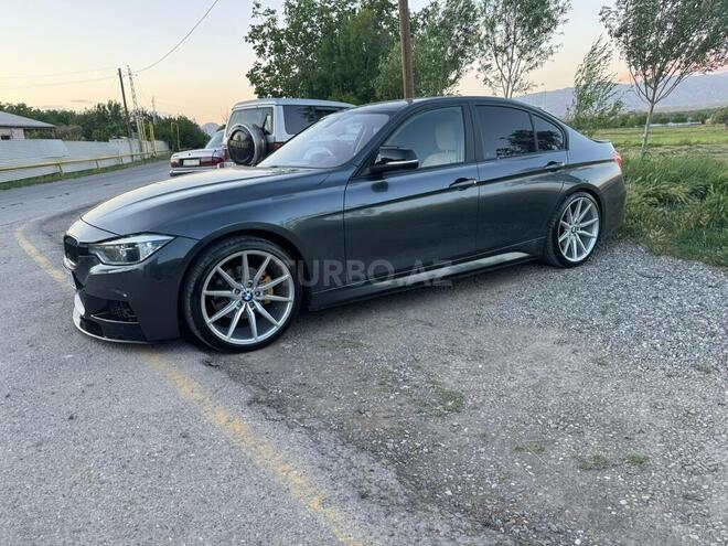 BMW 330-3