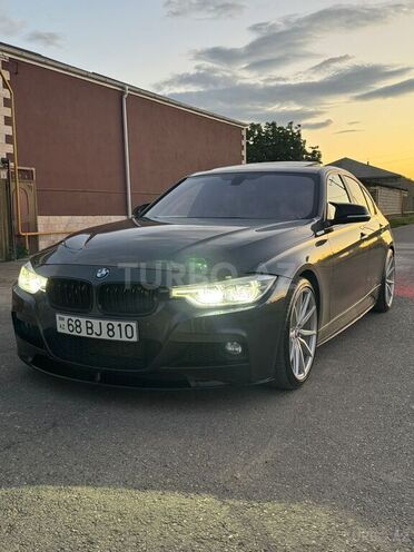 BMW 330-1