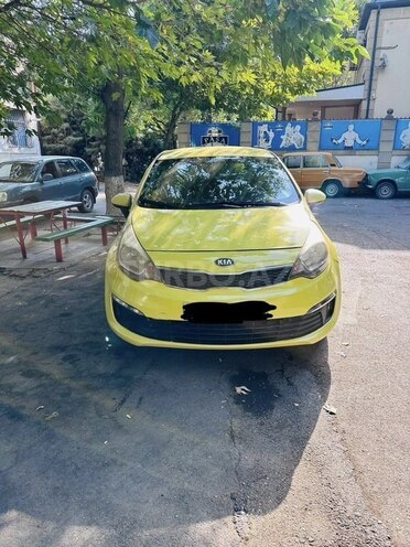 Kia Rio-1