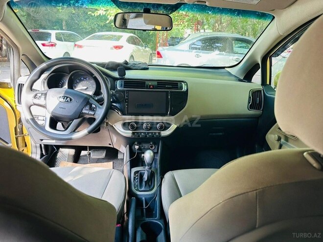 Kia Rio-2