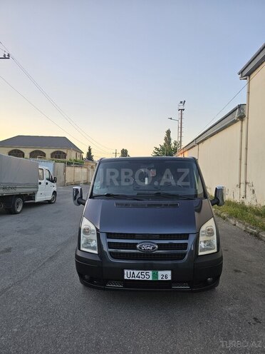 Ford Transit-1