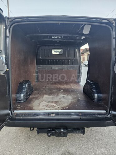 Ford Transit-16