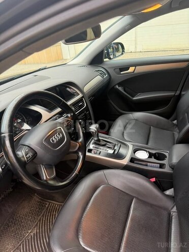Audi A4-7