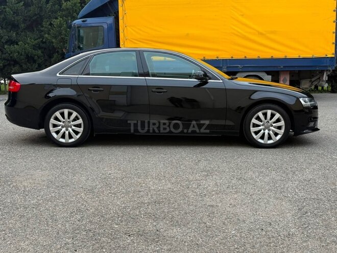 Audi A4-4
