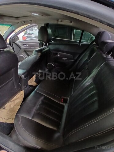 Chevrolet Cruze-8