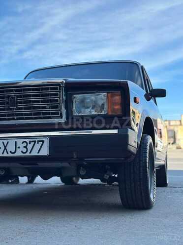LADA (VAZ) 2107-2