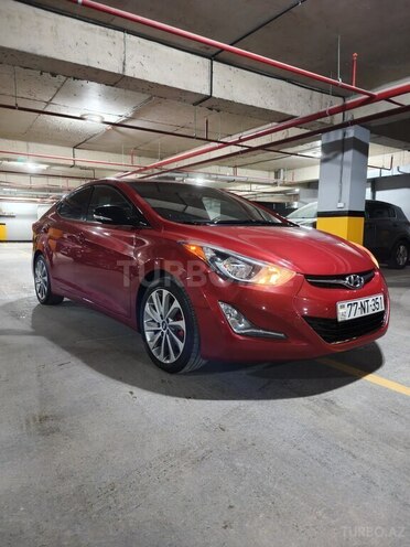 Hyundai Elantra-2