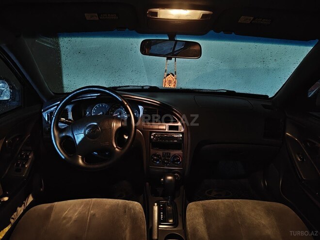 Hyundai Elantra-3