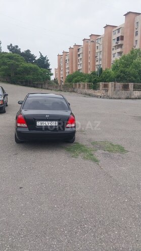 Hyundai Elantra-2