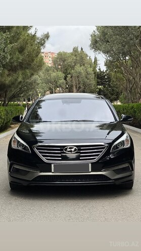 Hyundai Sonata-1
