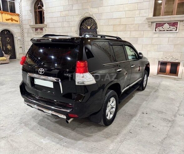 Toyota Land Cruiser Prado-9