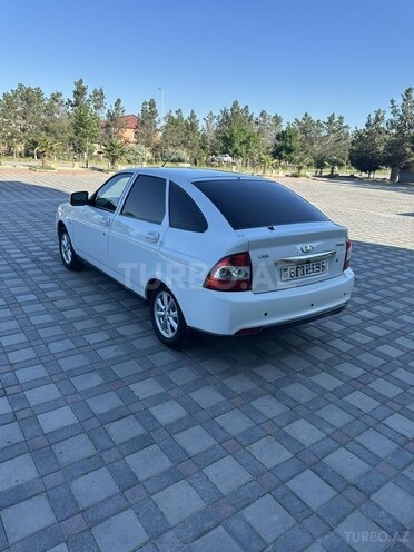 LADA (VAZ) Priora-5