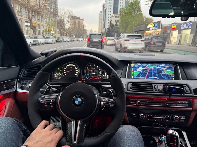 BMW 528-2