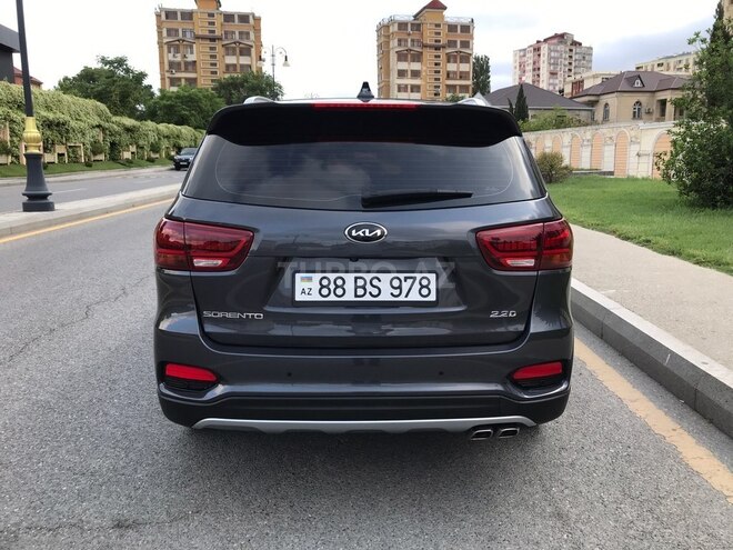 Kia Sorento-2