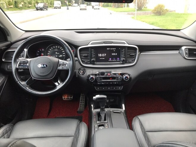 Kia Sorento-3