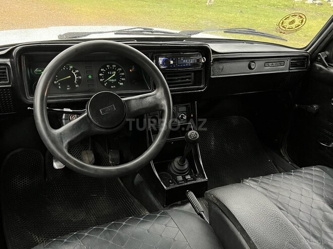 LADA (VAZ) 2107-17