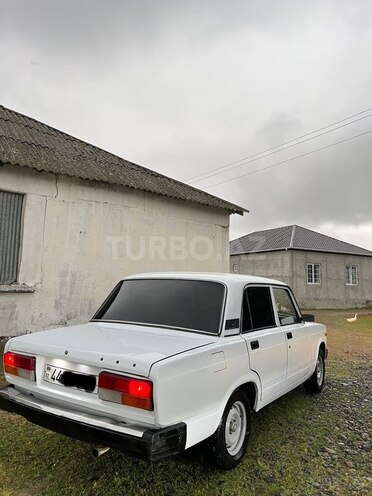LADA (VAZ) 2107-5