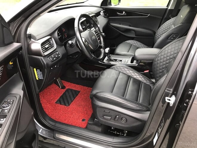 Kia Sorento-10