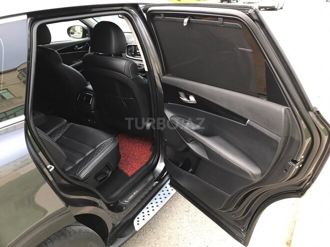 Kia Sorento-15