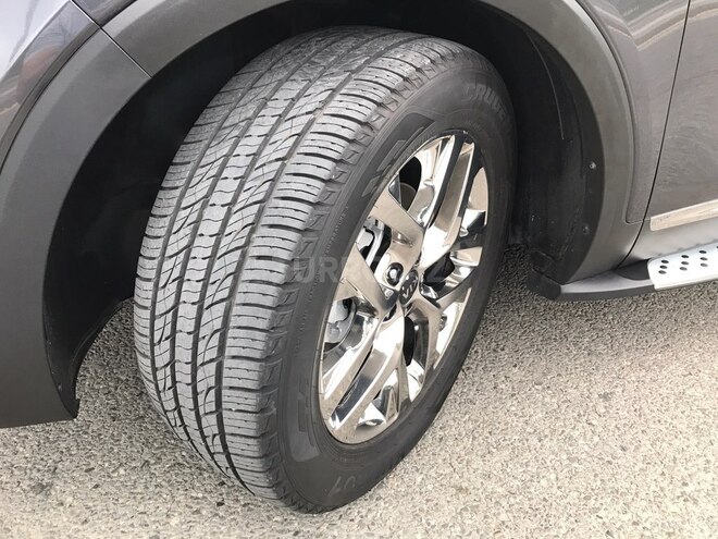 Kia Sorento-14