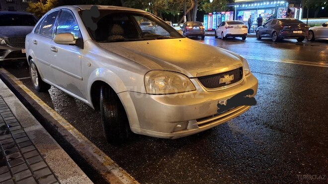 Chevrolet Lacetti-1