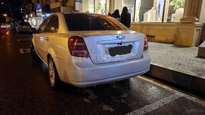 Chevrolet Lacetti-3