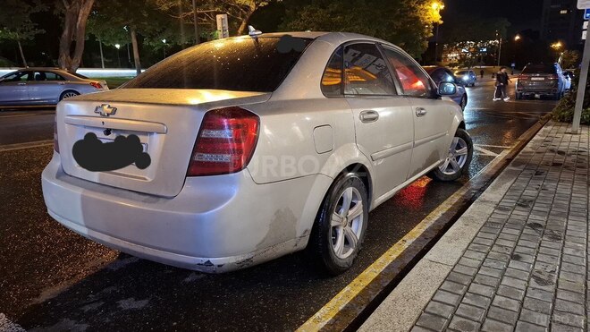 Chevrolet Lacetti-4