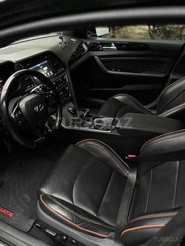 Hyundai Sonata-9