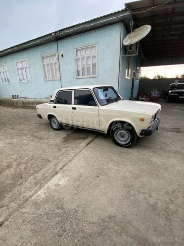 LADA (VAZ) 2107-9