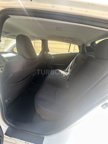 Toyota Prius-3