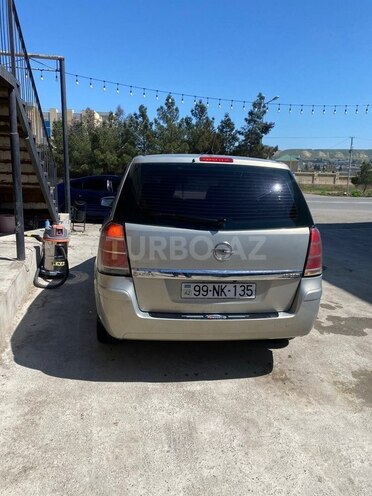 Opel Zafira-7