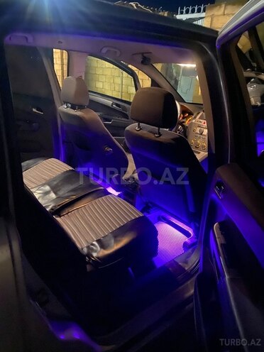 Opel Zafira-10