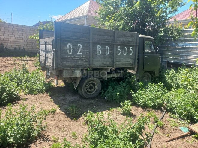 UAZ 3303-6