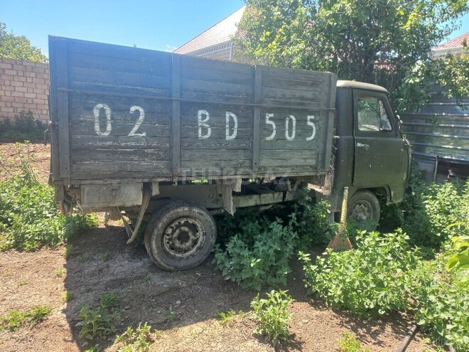 UAZ 3303-2