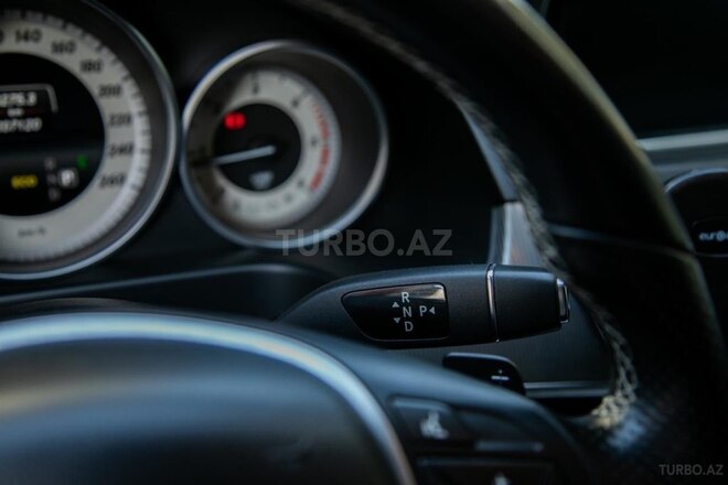 Mercedes E 220-20