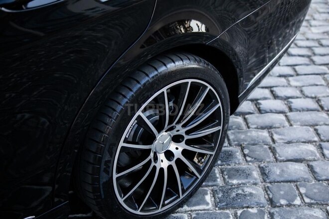 Mercedes E 220-19