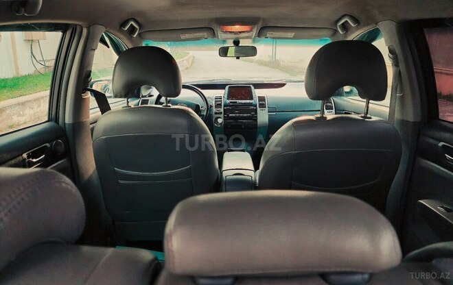 Toyota Prius-8