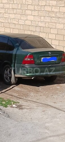 Opel Vectra-4