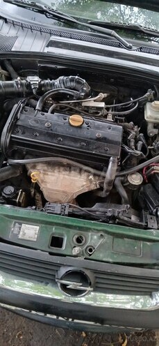 Opel Vectra-6