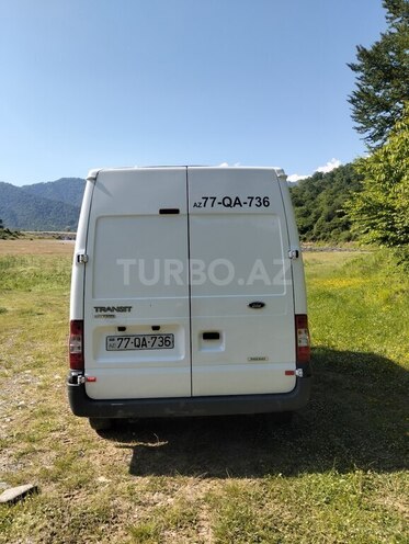 Ford Transit-3